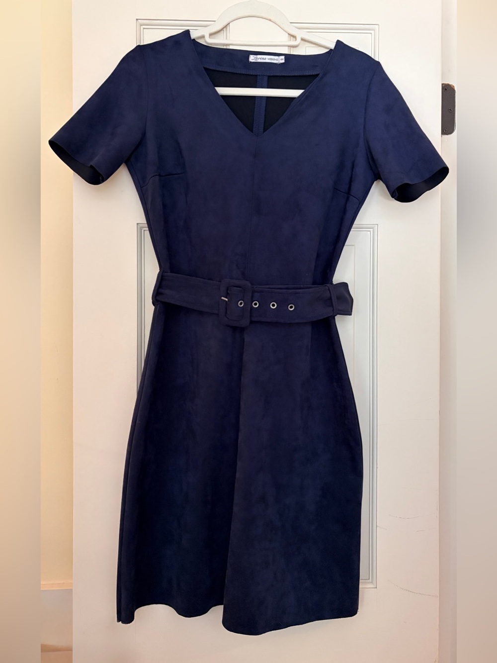 Structured V-Neck, suede like Midi Dress in Navy